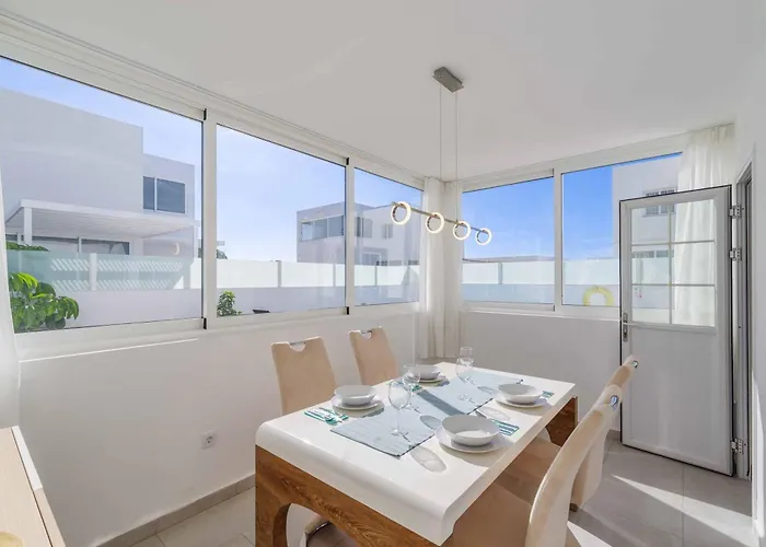 Marisol فيلة بلايا بلانكا